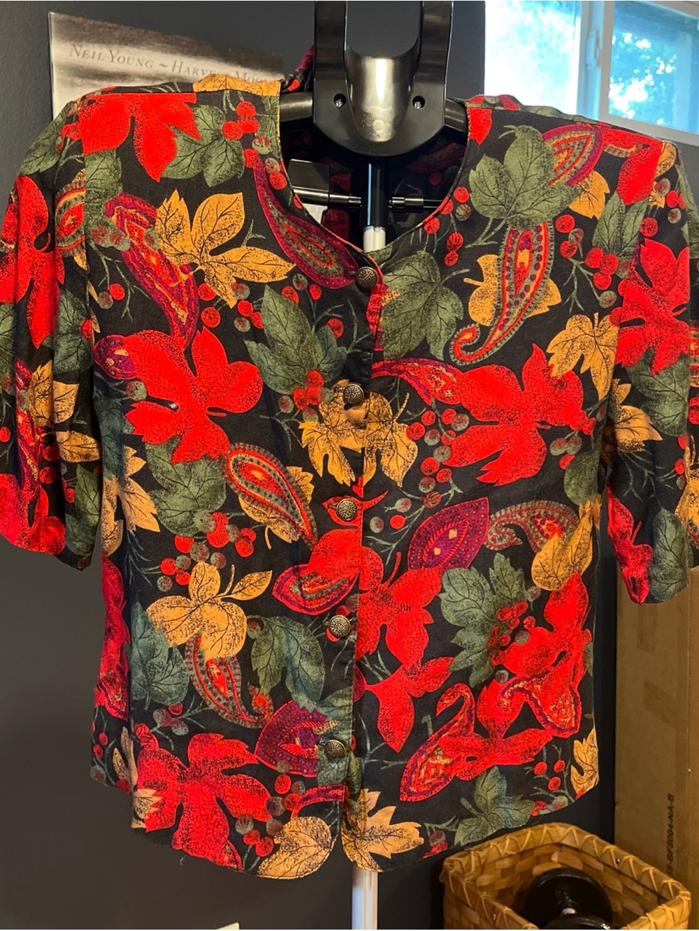 Vintage Norton McNaughton Blouse S 8 Fall Leaves Floral Shoulder Pads Retro Red